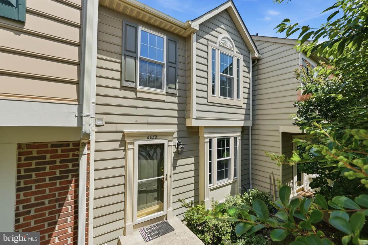 6052 Kestner Circle - Photo 1