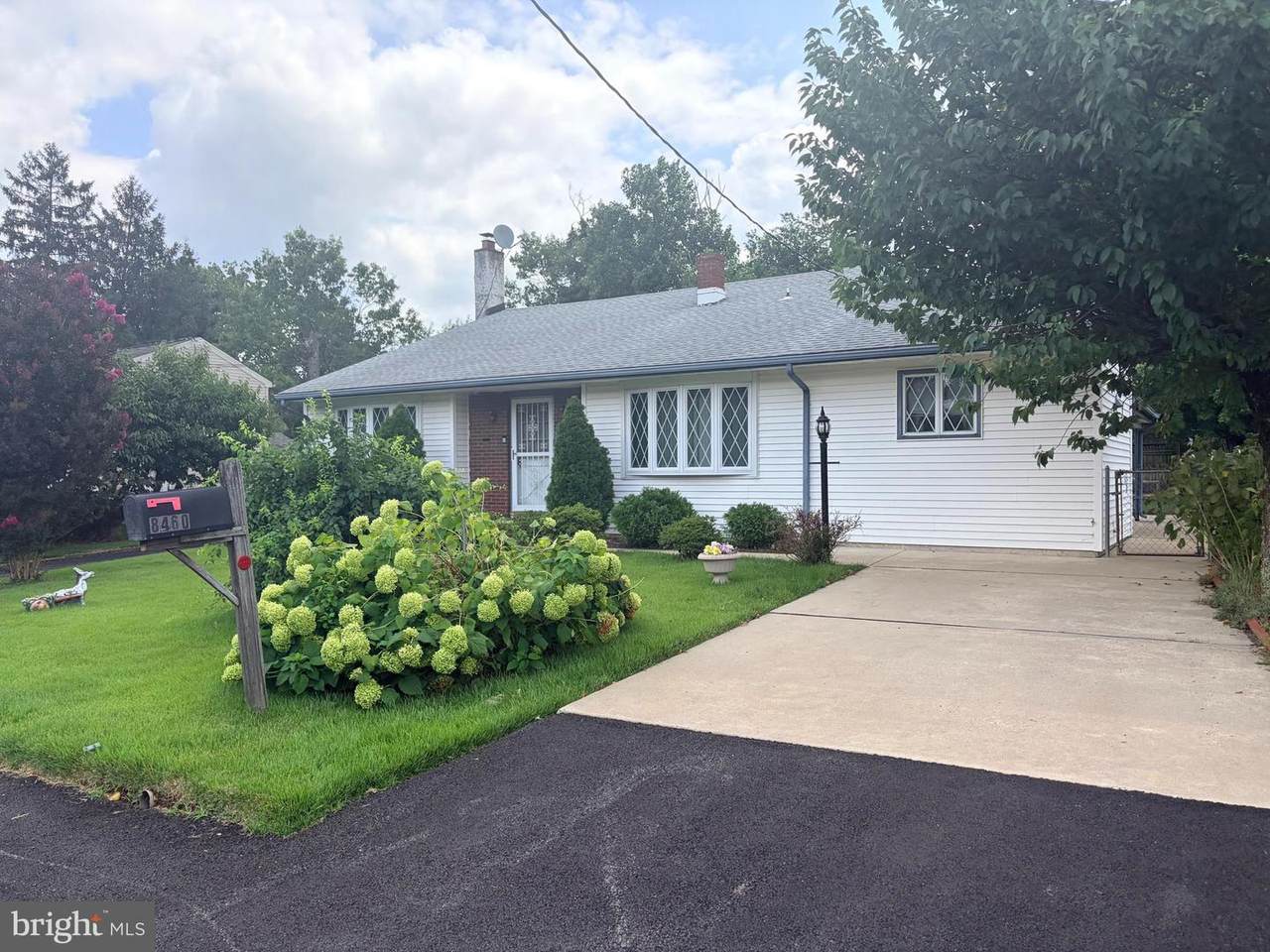 8460 Sheppard Road - Photo 1