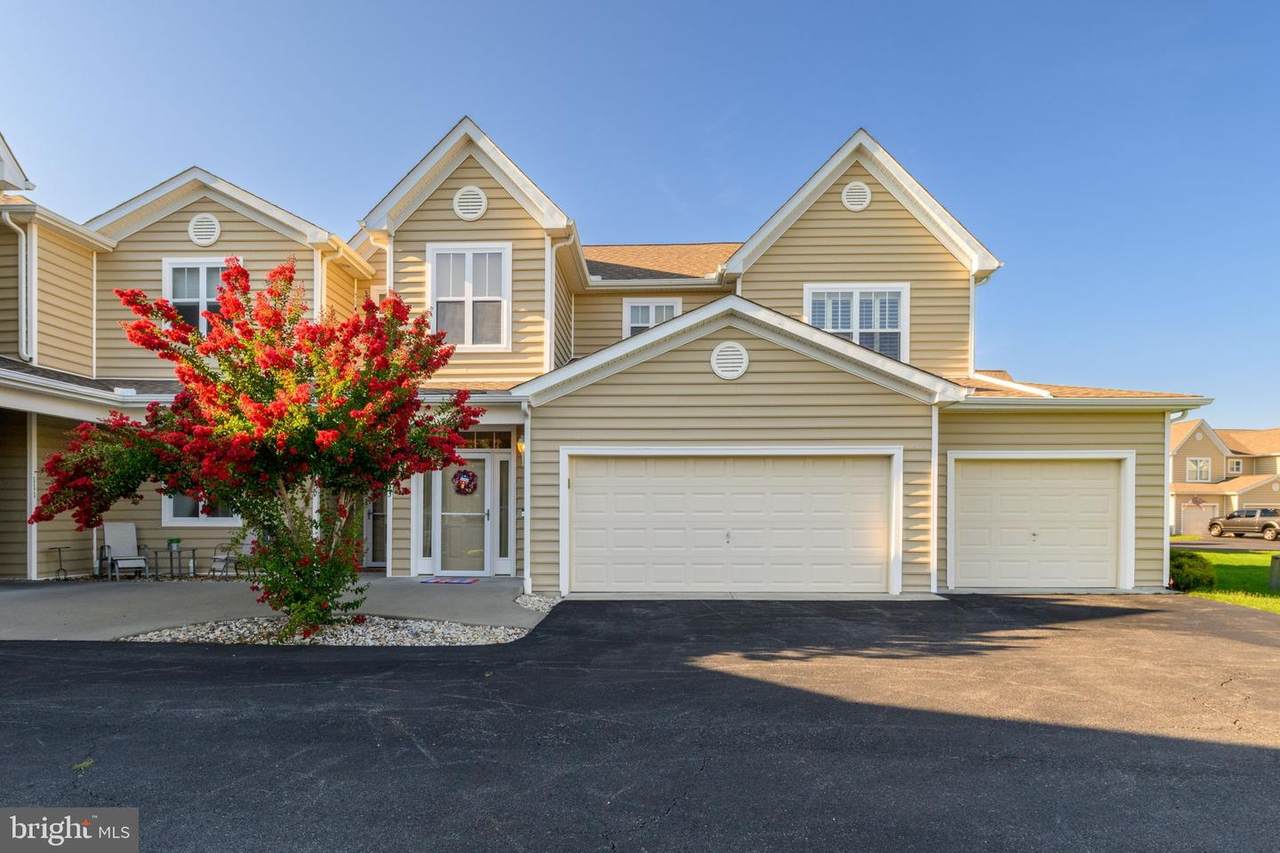 113 Rock Ledge Court - Photo 1
