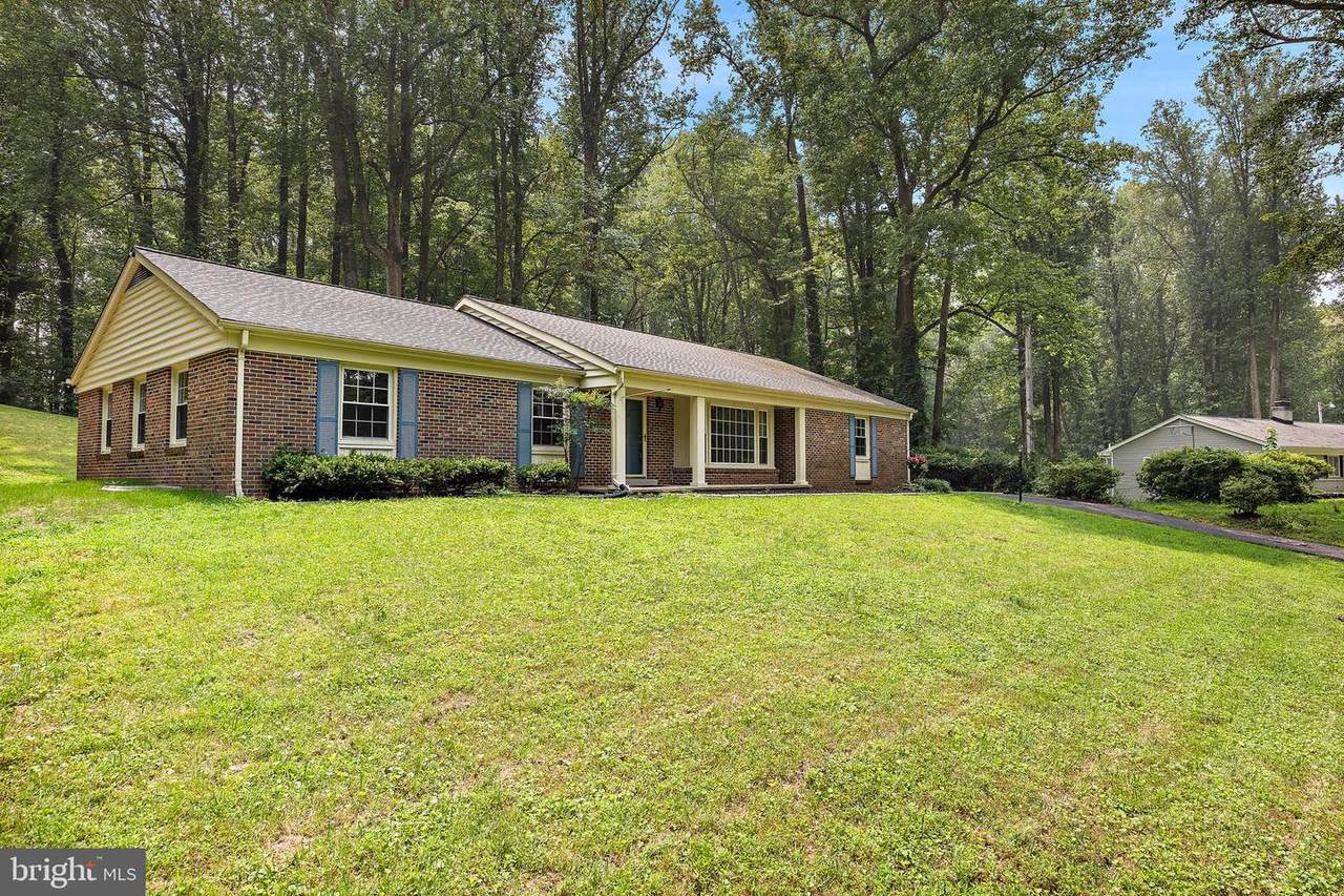 6250 Sleepy Hollow Road - Photo 1