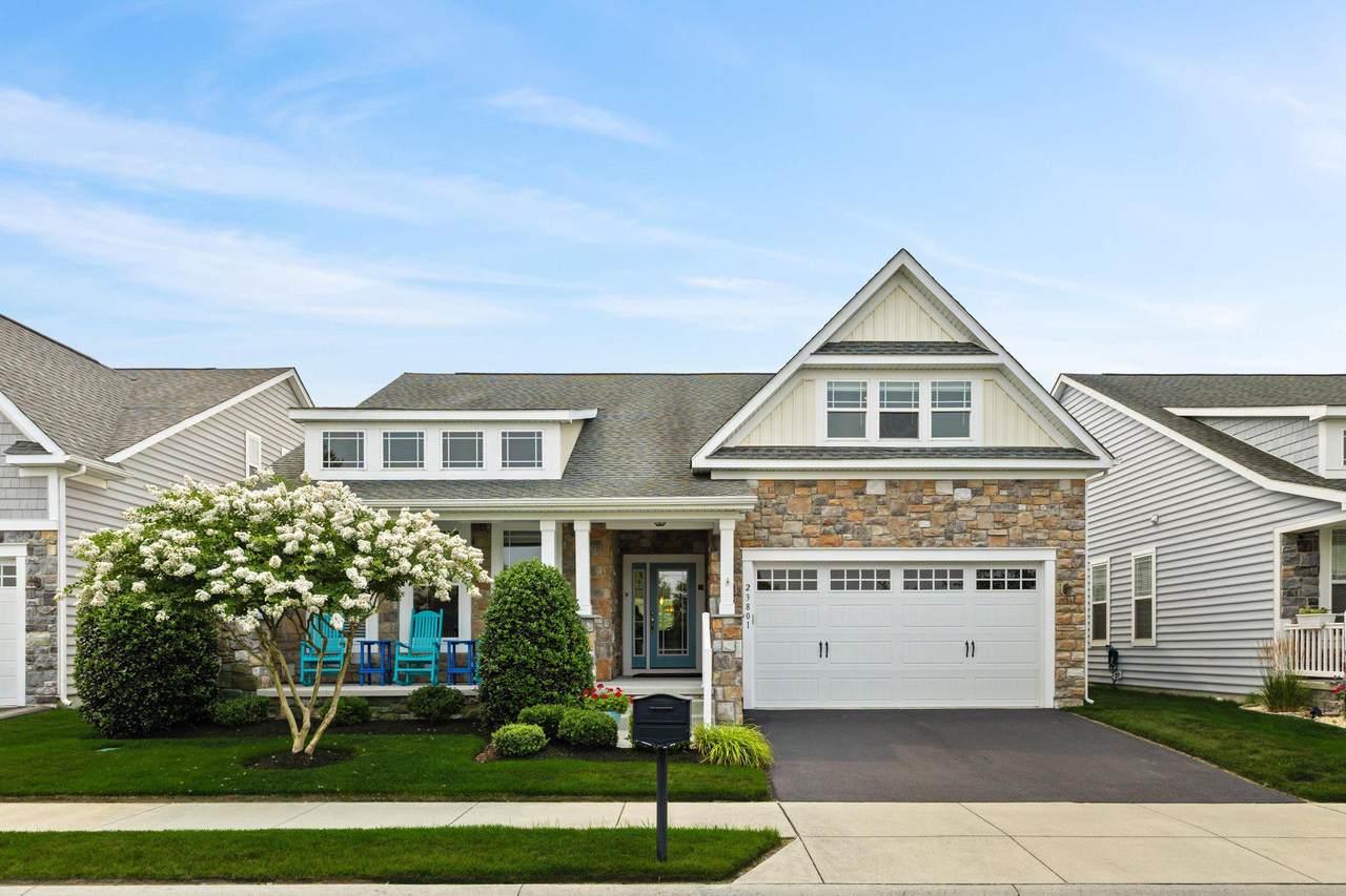 23801 Pembroke Lane - Photo 1