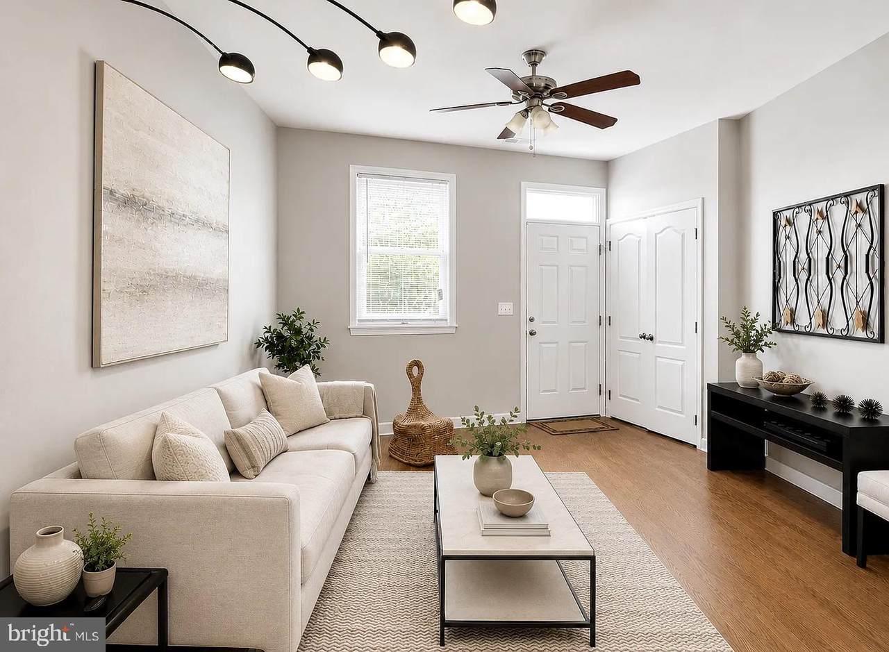 1620 Light Street - Photo 1