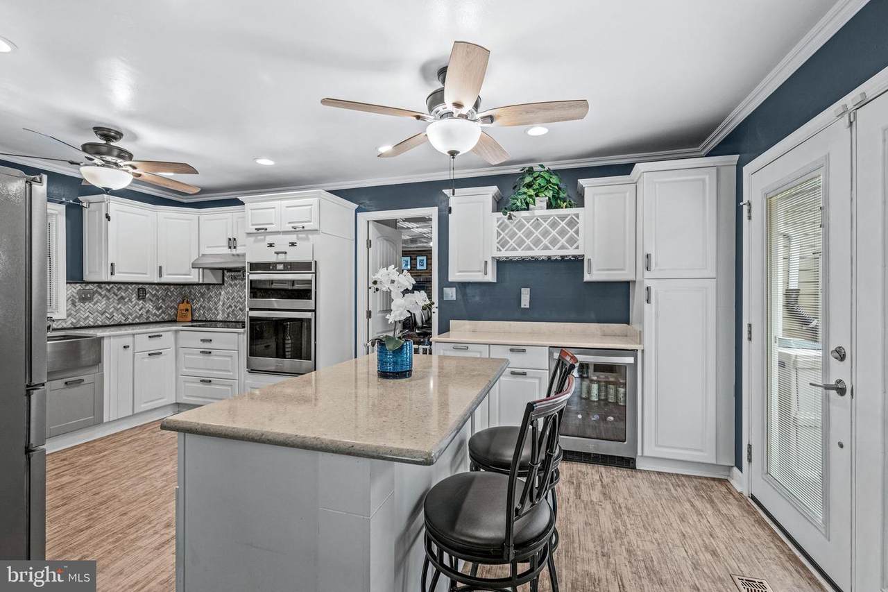3416 Medina Lane - Photo 1