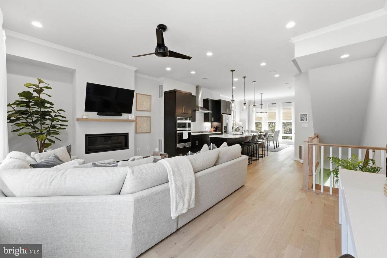 4617 Quinns Mill Way - Photo 1