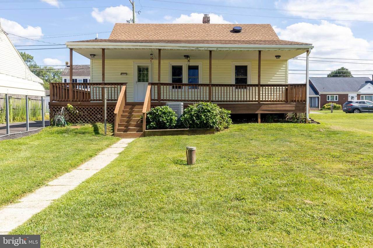 784 Hanover Pike - Photo 1