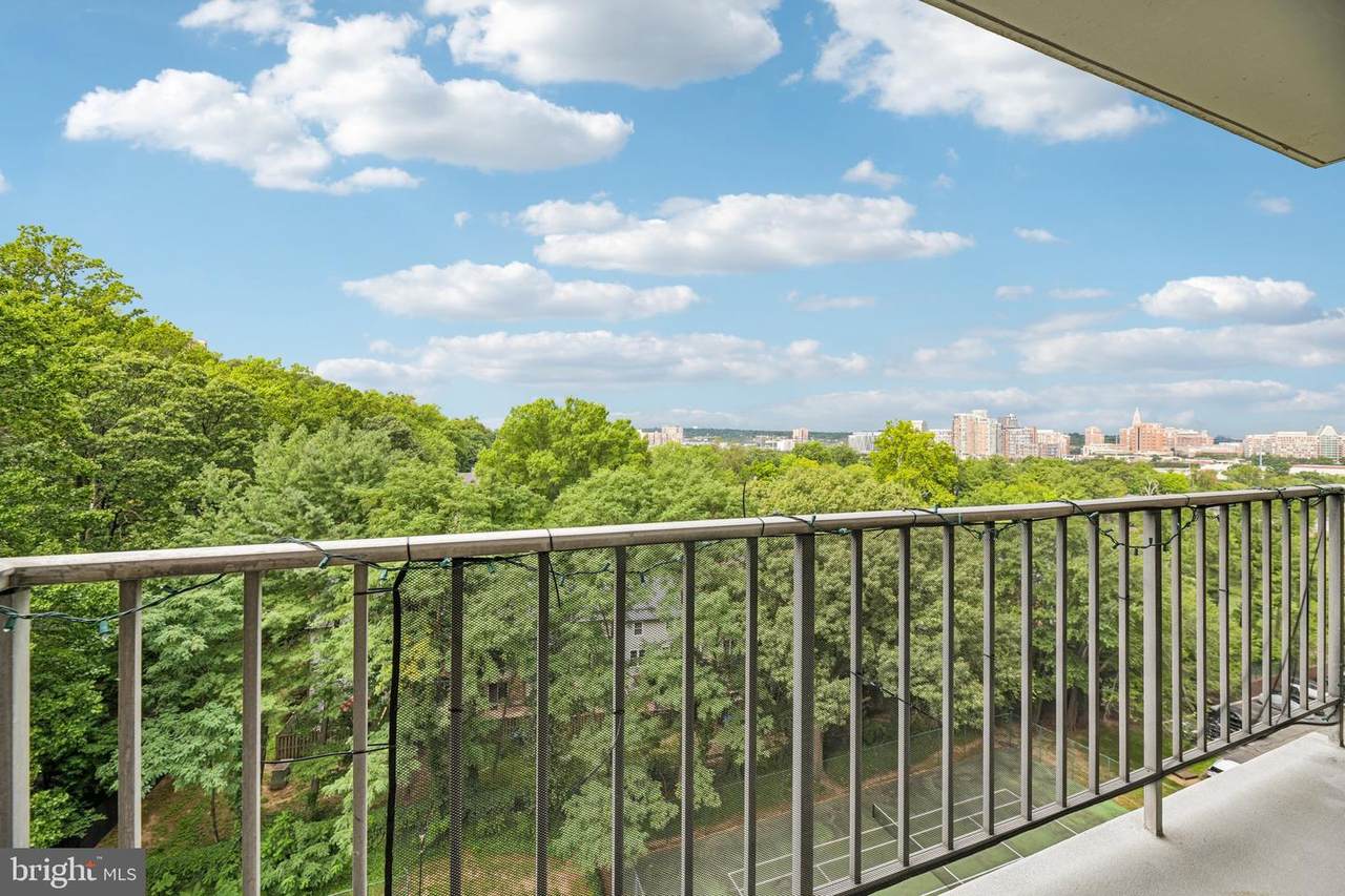 2059 Huntington Avenue - Photo 1