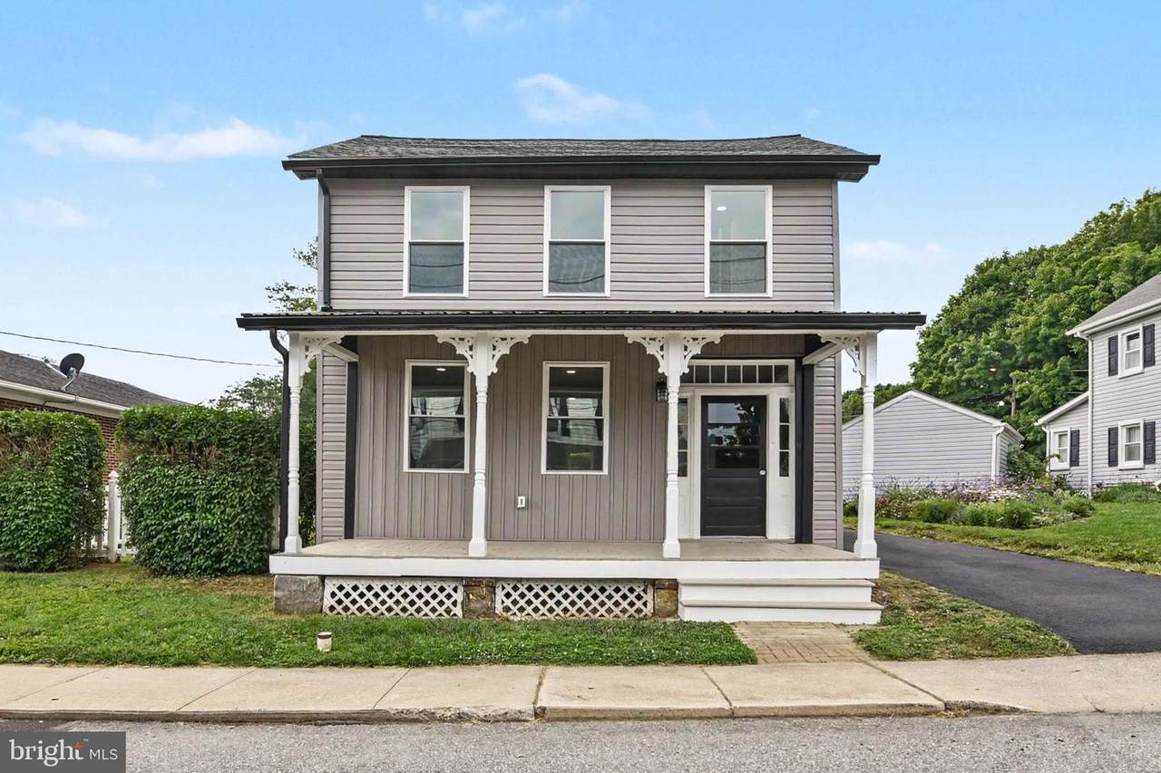 20 Walnut Street - Photo 1