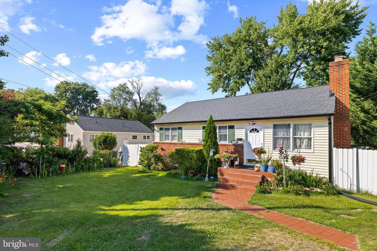 13803 Knowles Street - Photo 1