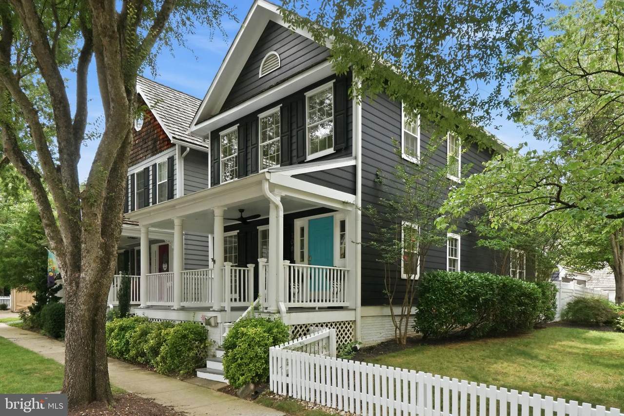 108 Thrift Street - Photo 1