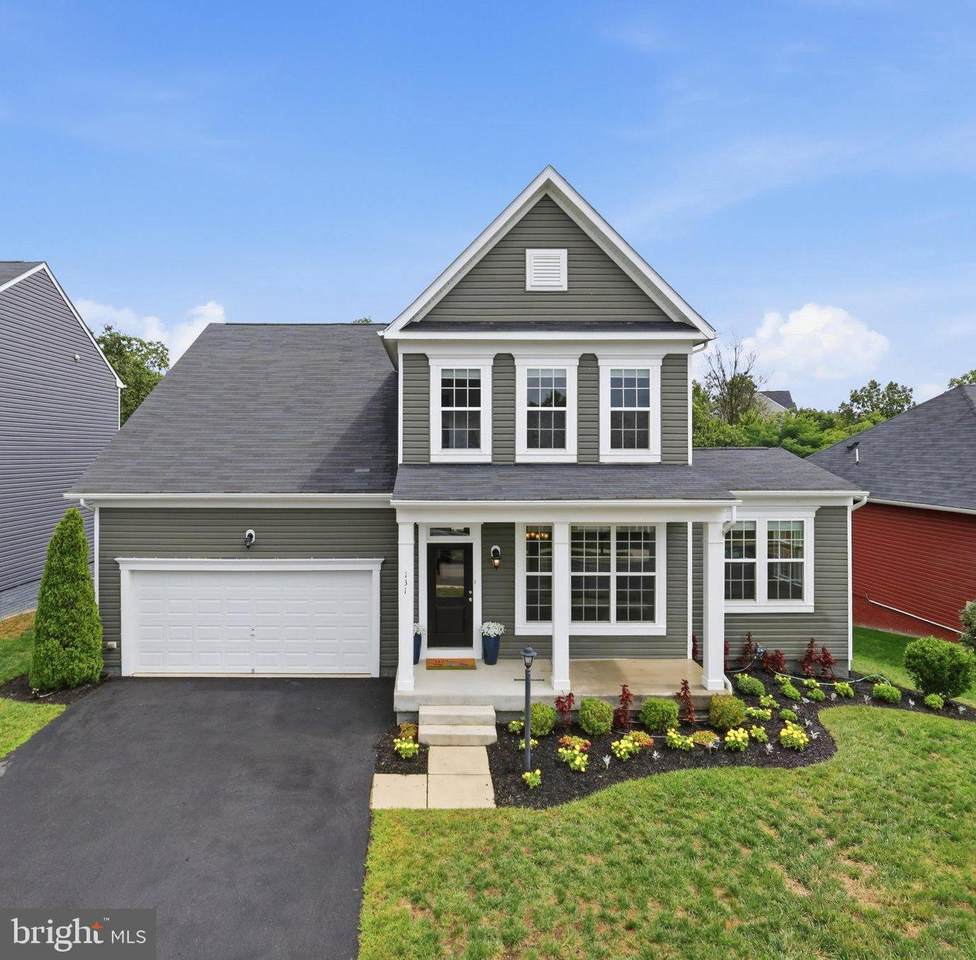 131 Farmhouse Court - Photo 1