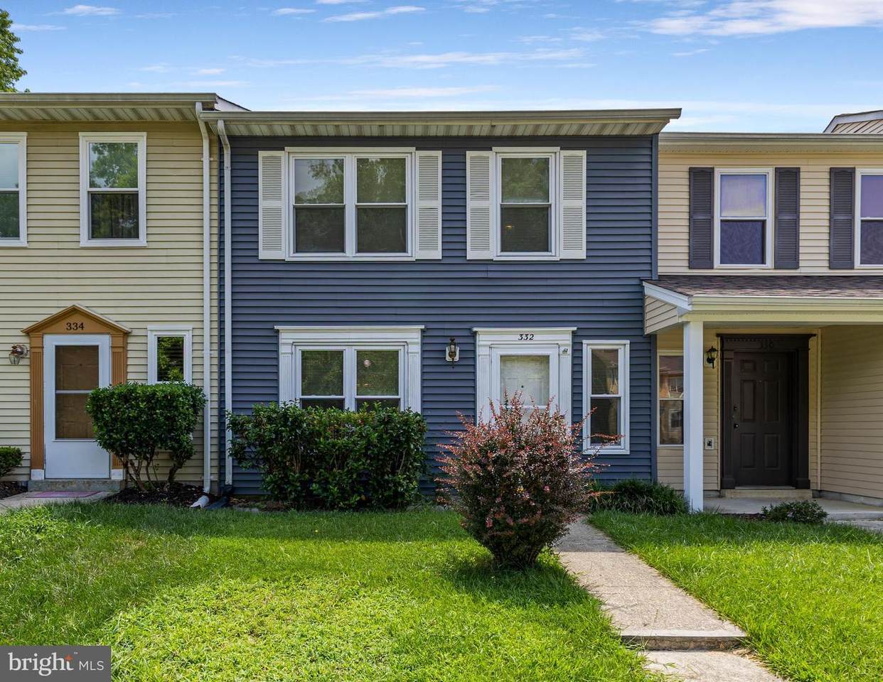 332 Woodside Place - Photo 1