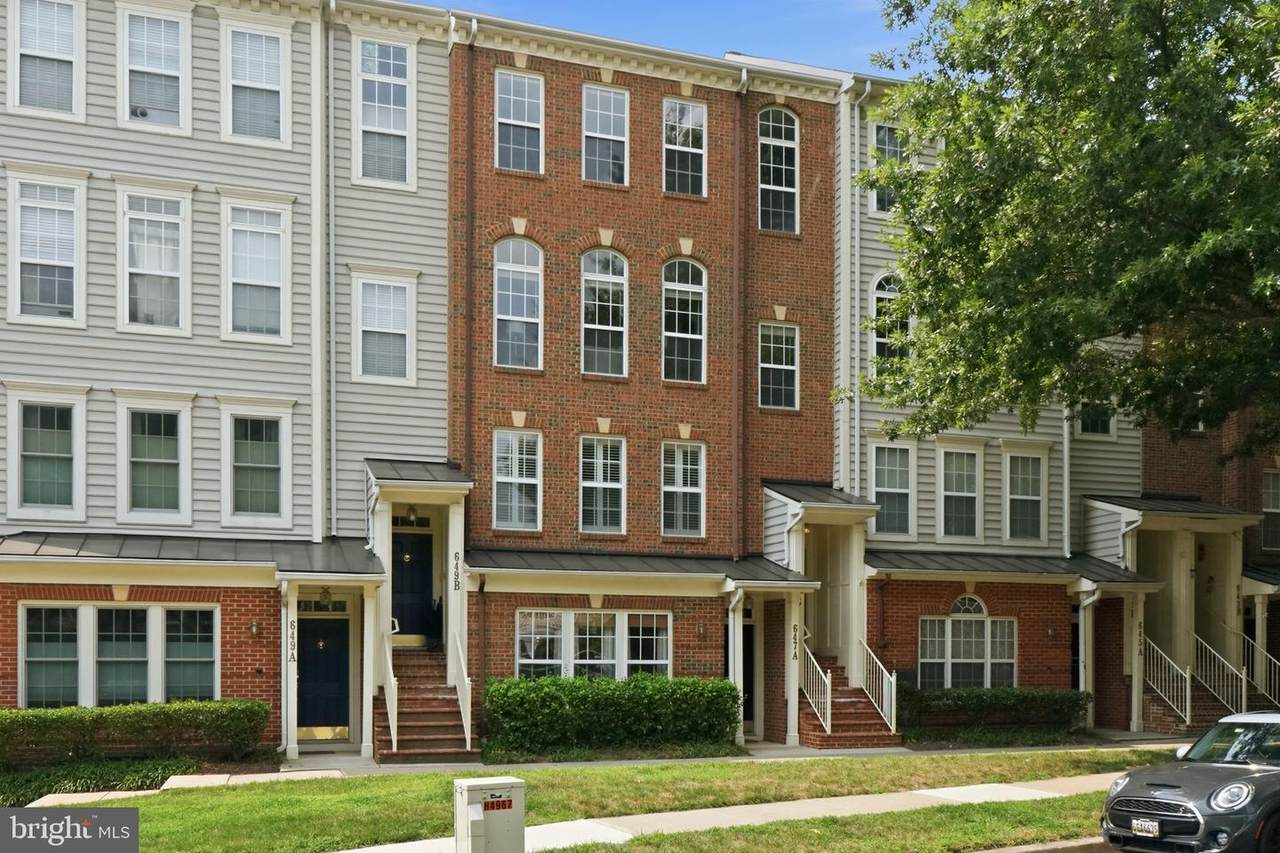 647 A Main Street - Photo 1