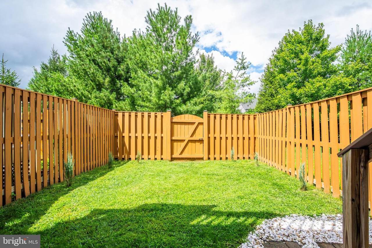 209 Miles Hawk Terrace - Photo 1