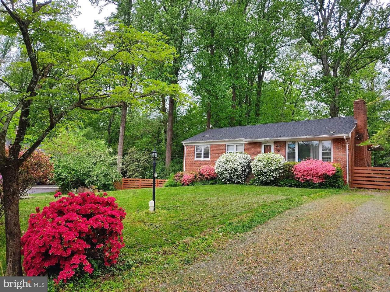 11720 Briggs Court - Photo 1