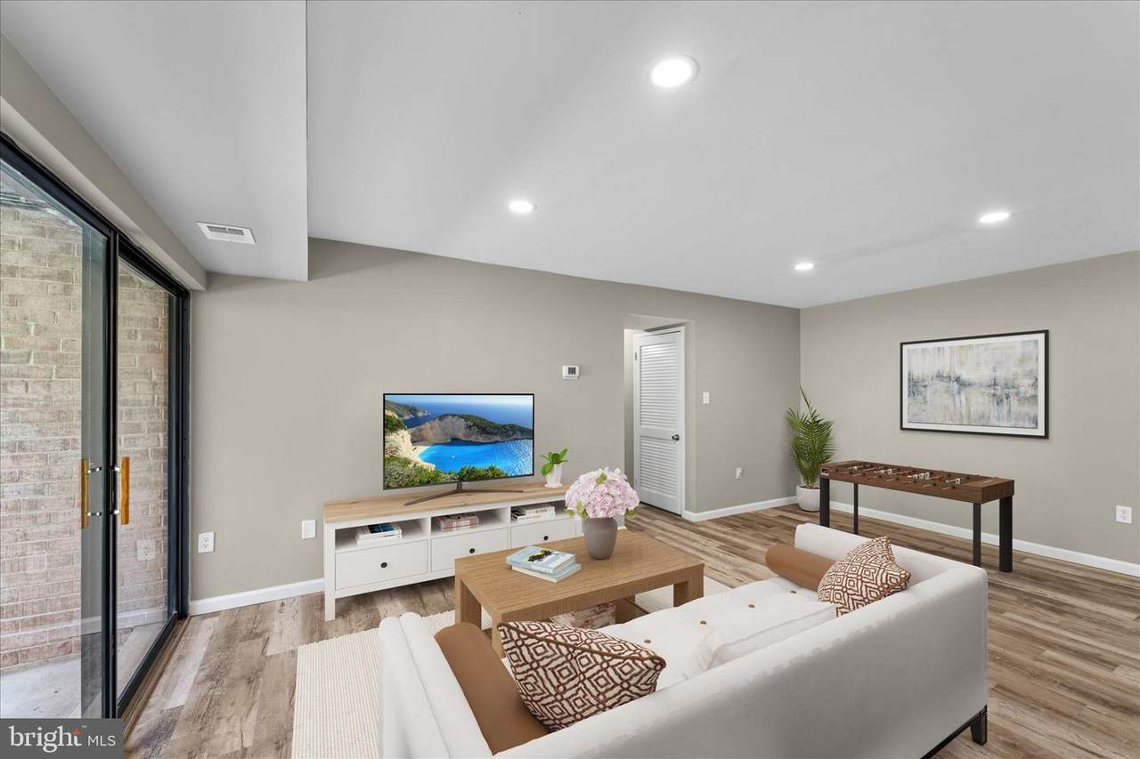 9730 Kingsbridge Drive - Photo 1