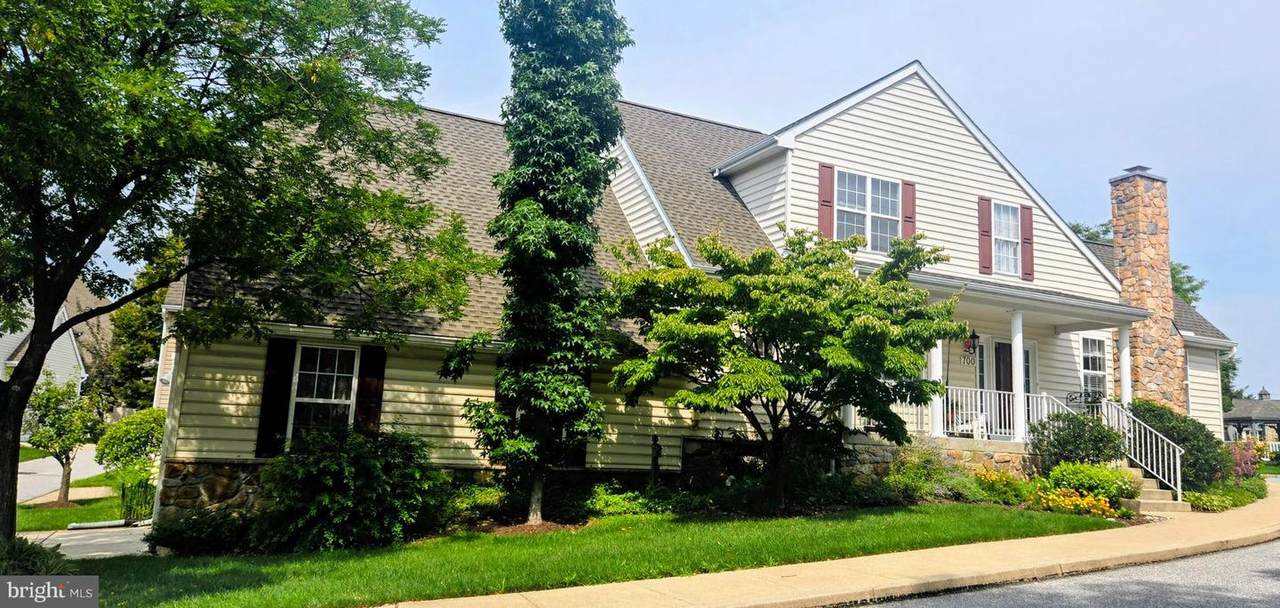 700 Arbor Lane - Photo 1