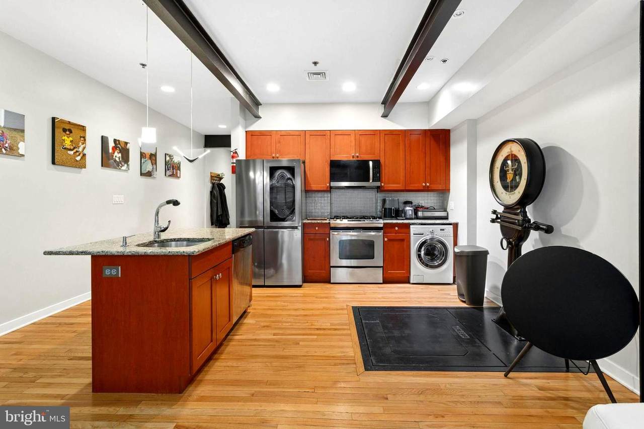 242 Centre Street - Photo 1