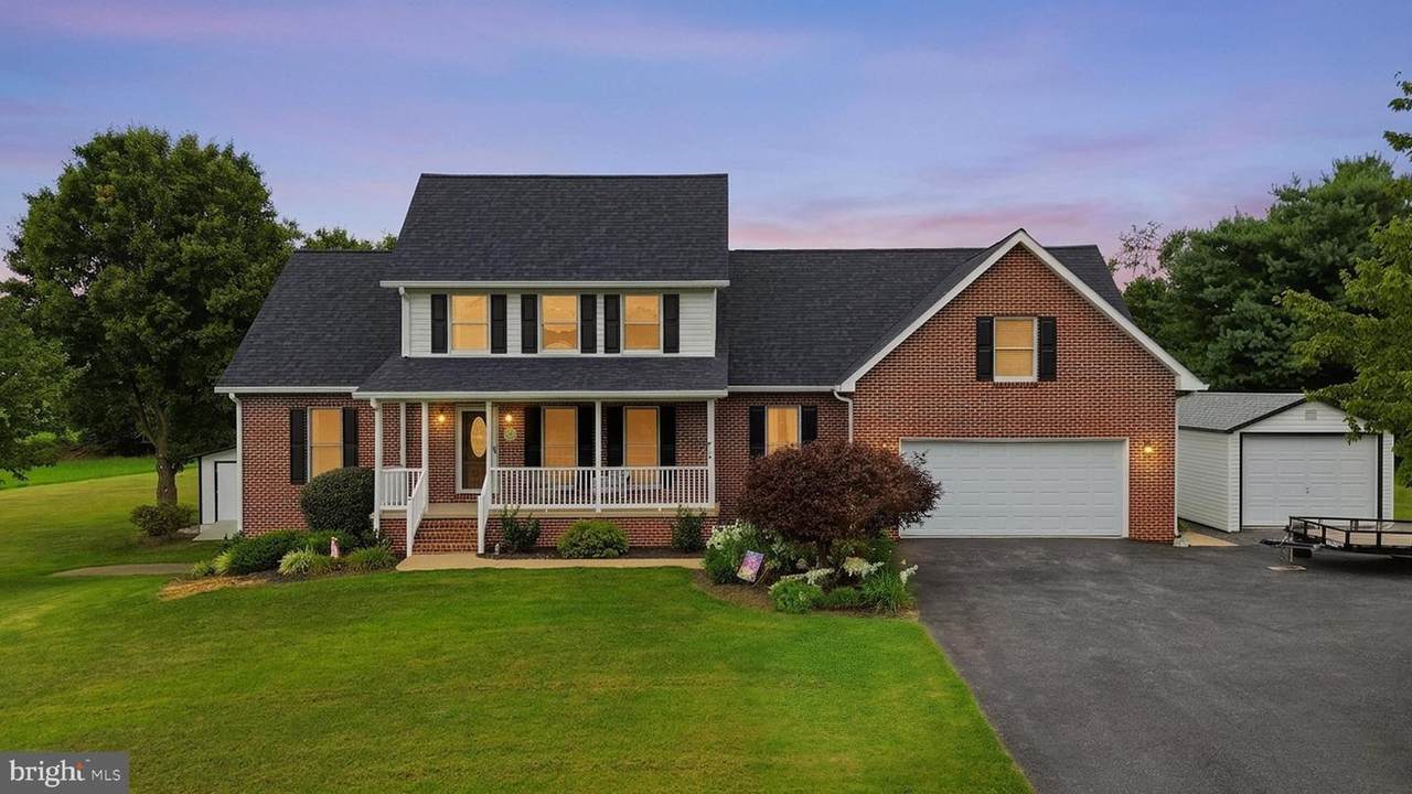 185 Hannah Court - Photo 1