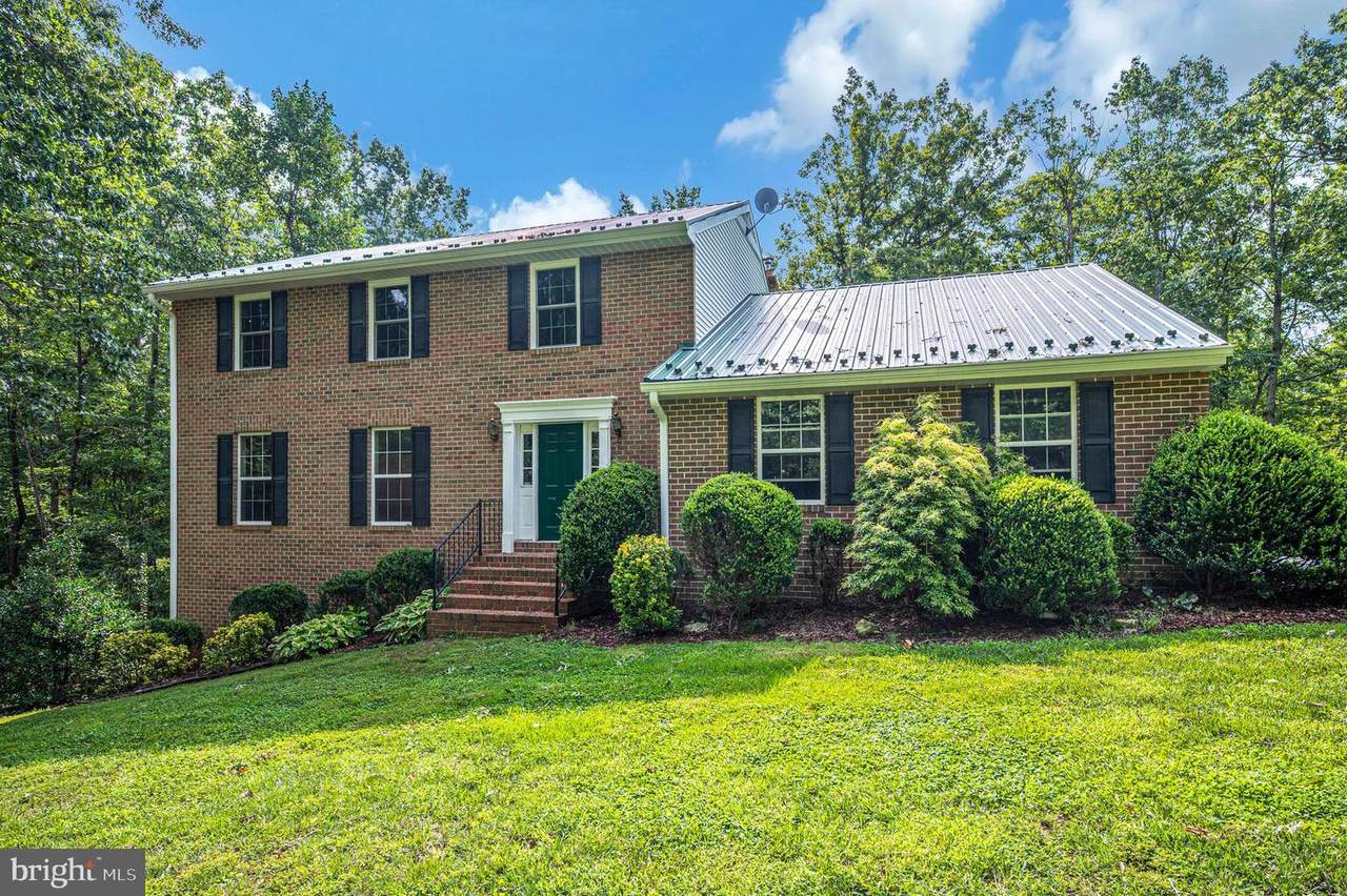 5099 Courtneys Corner Road - Photo 1
