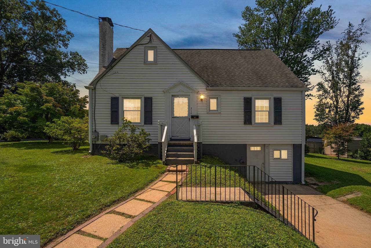 319 Saint Lawrence Drive - Photo 1