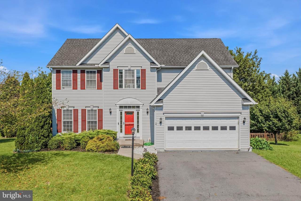 13 Creighton Court - Photo 1