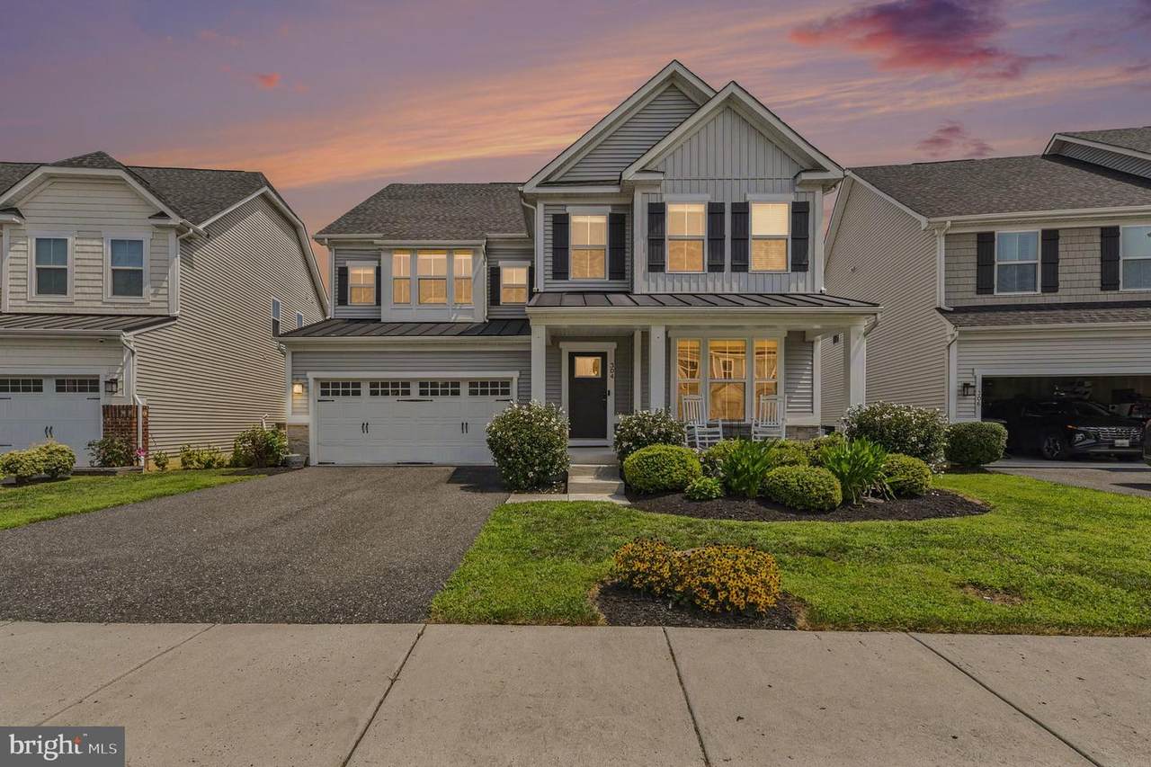 304 Sunrise Court - Photo 1