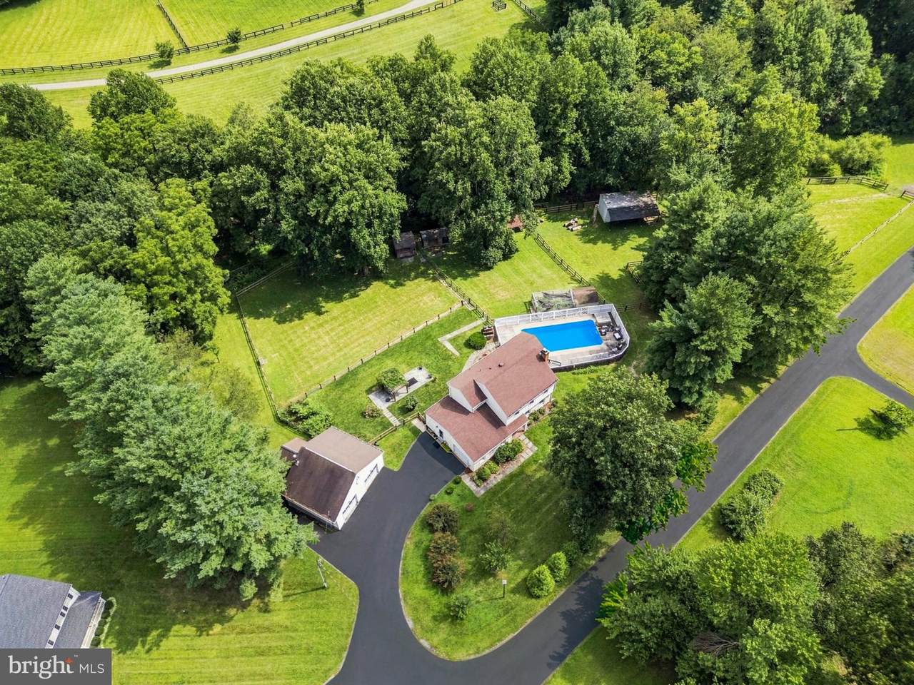 26135 Viewland Drive - Photo 1