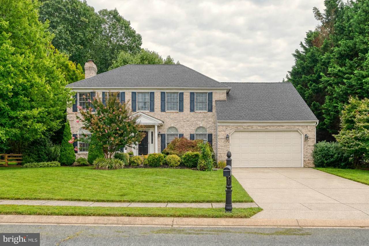 1903 Greenwood Drive - Photo 1
