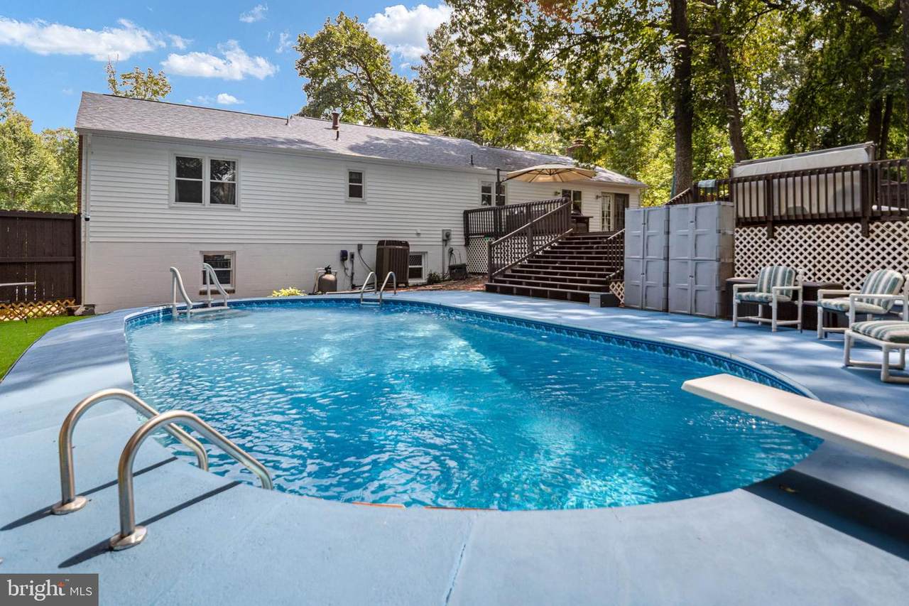 1015 Bailey Court - Photo 1