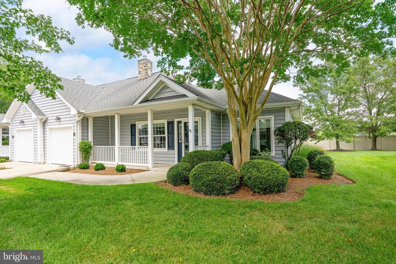 19 Bayberry Street - Photo 1