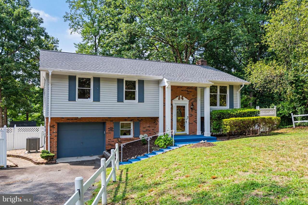 1525 Lakewood Drive - Photo 1