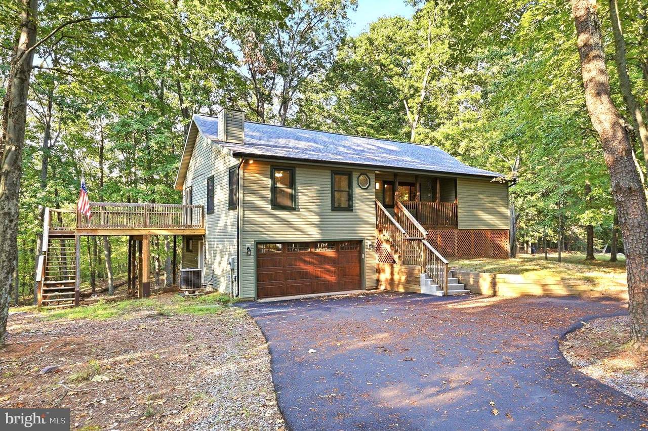 4 Peace Pipe Lane - Photo 1