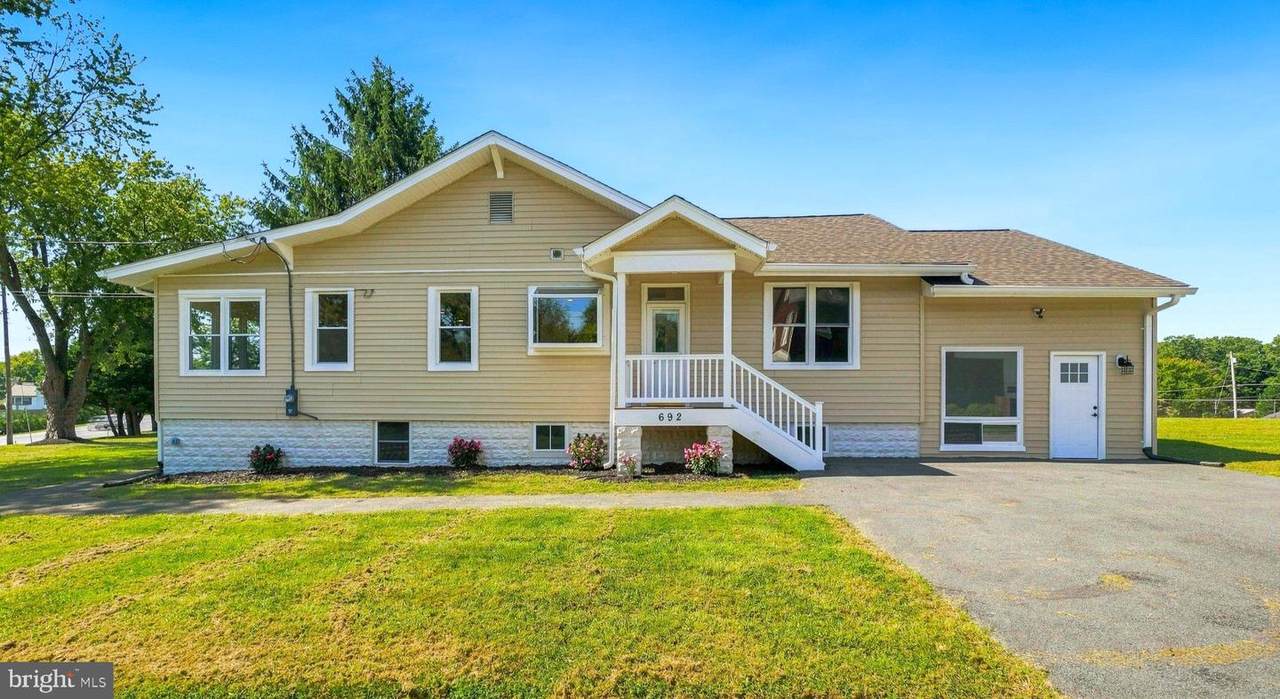 692 Ridge - Photo 1
