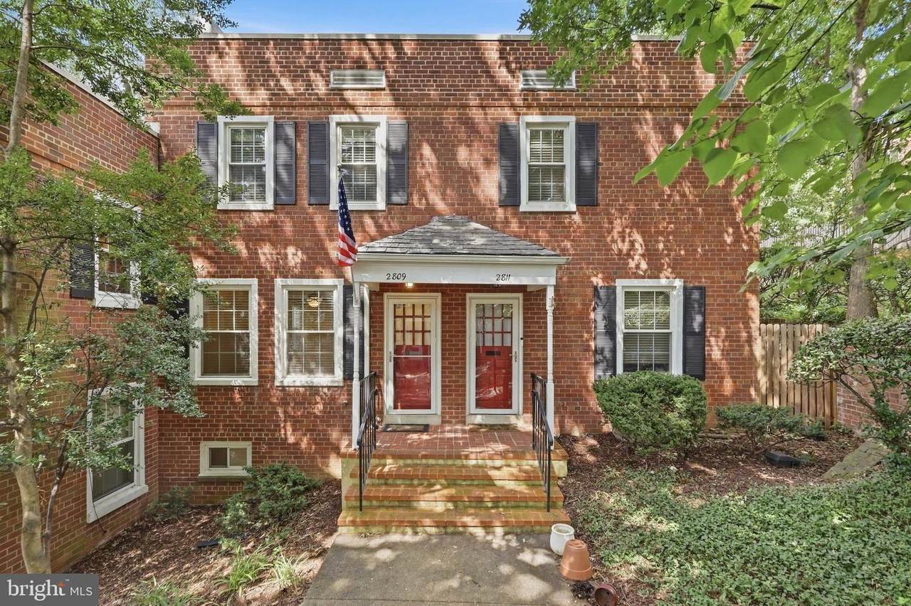 2809 Columbus Street - Photo 1