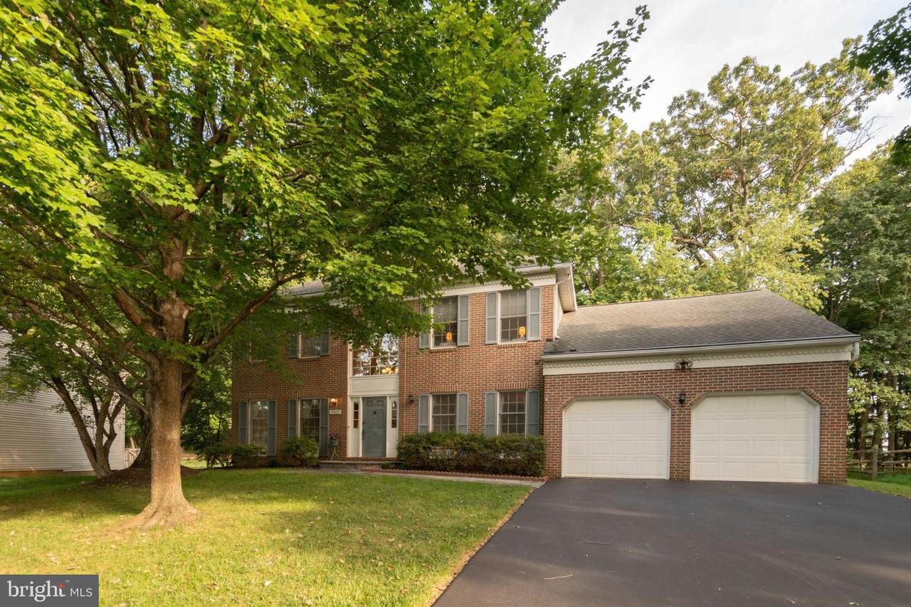 19829 Helmond Way - Photo 1