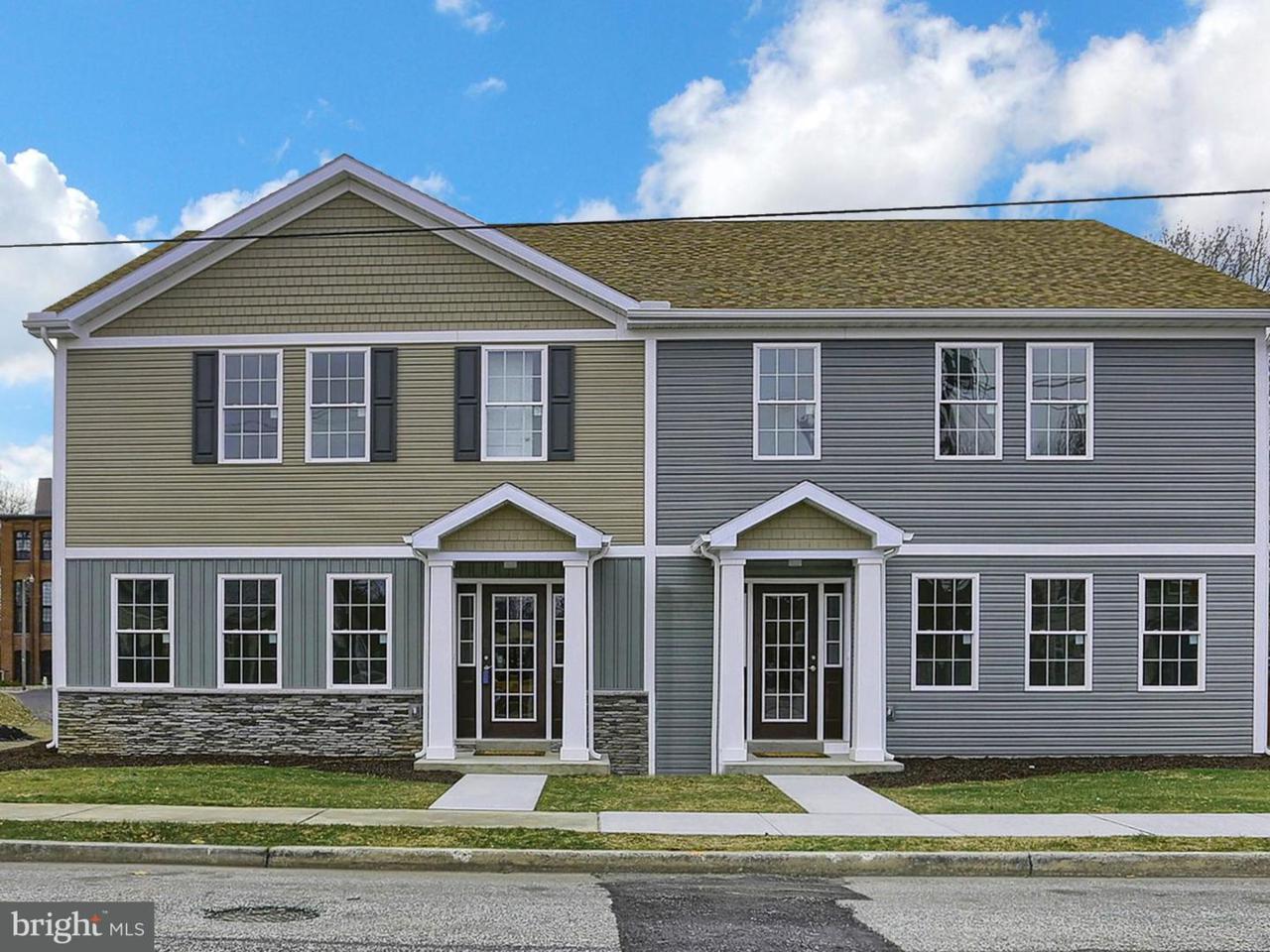 320 C Street - Photo 1