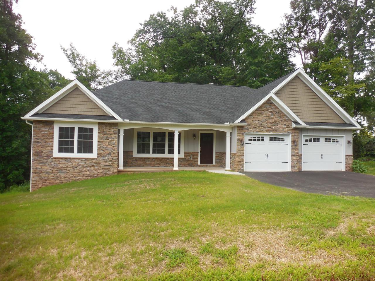 4 Evelyn Drive - Photo 1