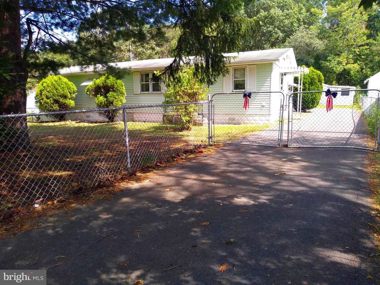150 Mitchell Street - Photo 1