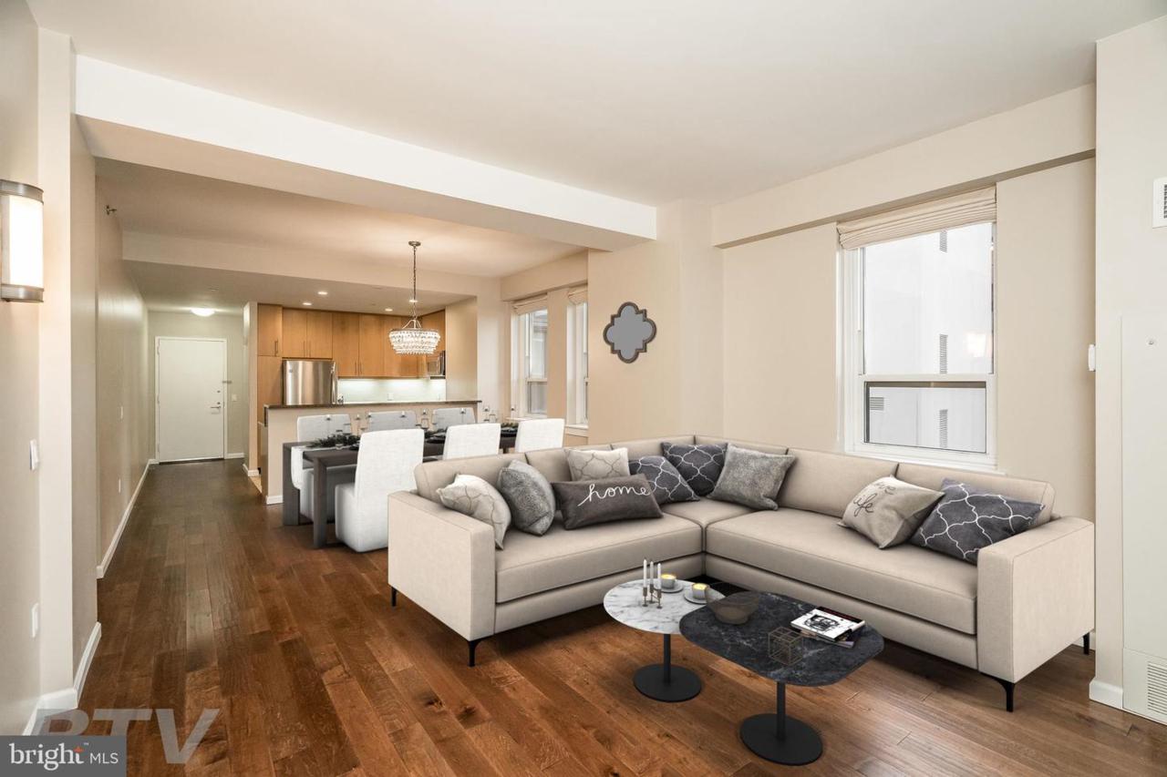 1425 Locust Street - Photo 1