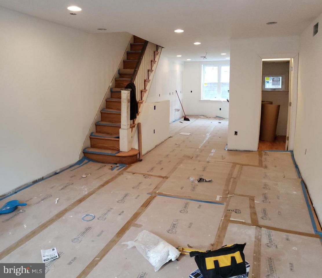 627 Gerritt Street - Photo 1