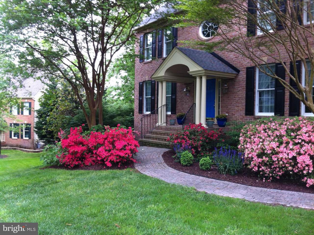 304 Woodfarm Court - Photo 1