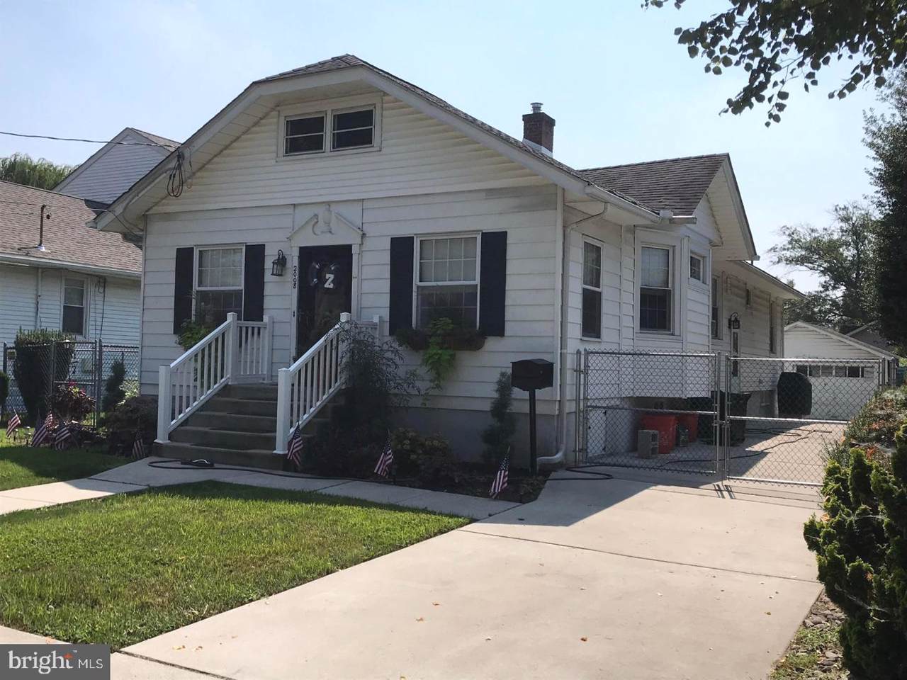 2008 Bryn Mawr Avenue - Photo 1