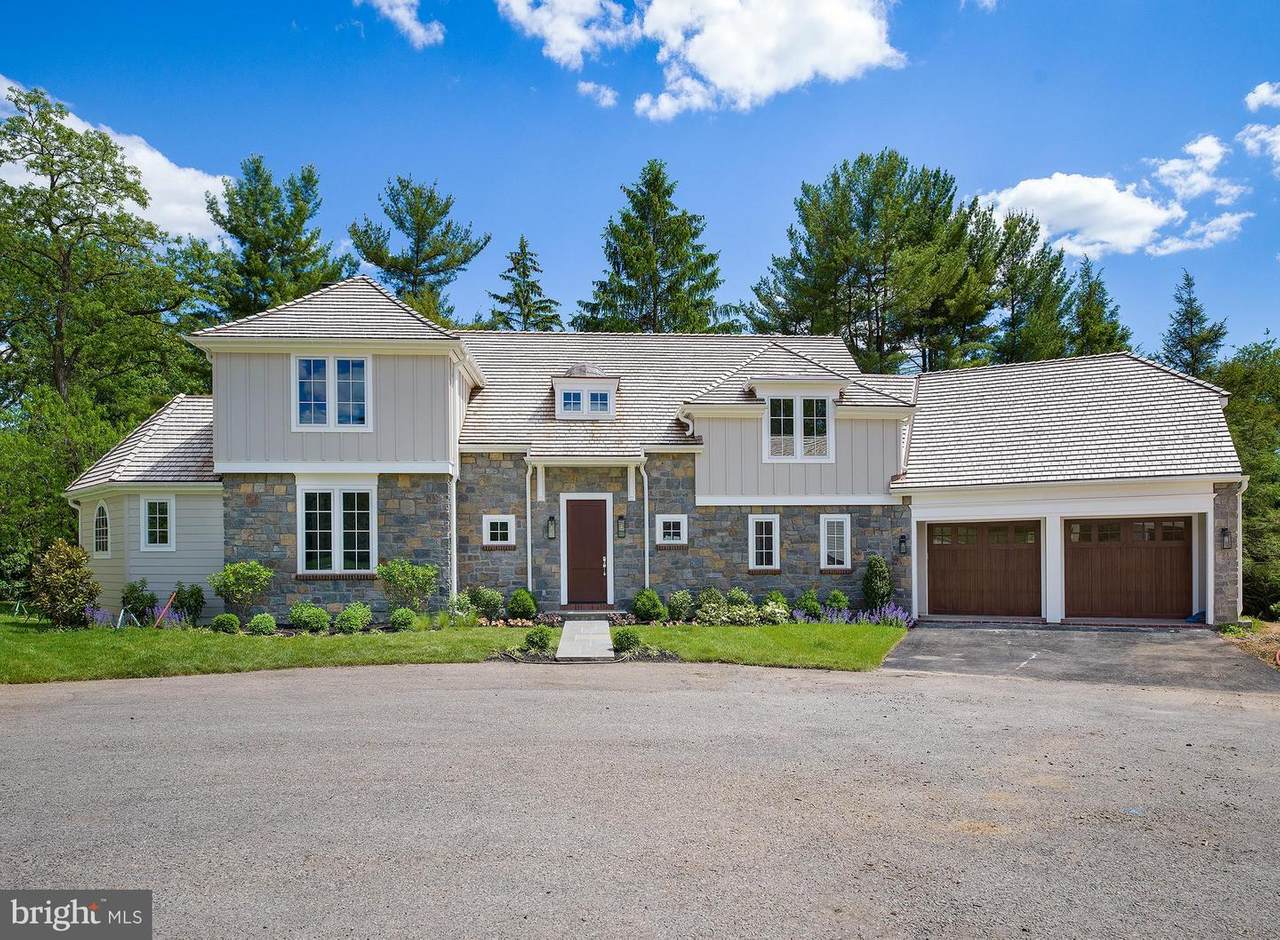 505 Thistlegreen Court - Photo 1