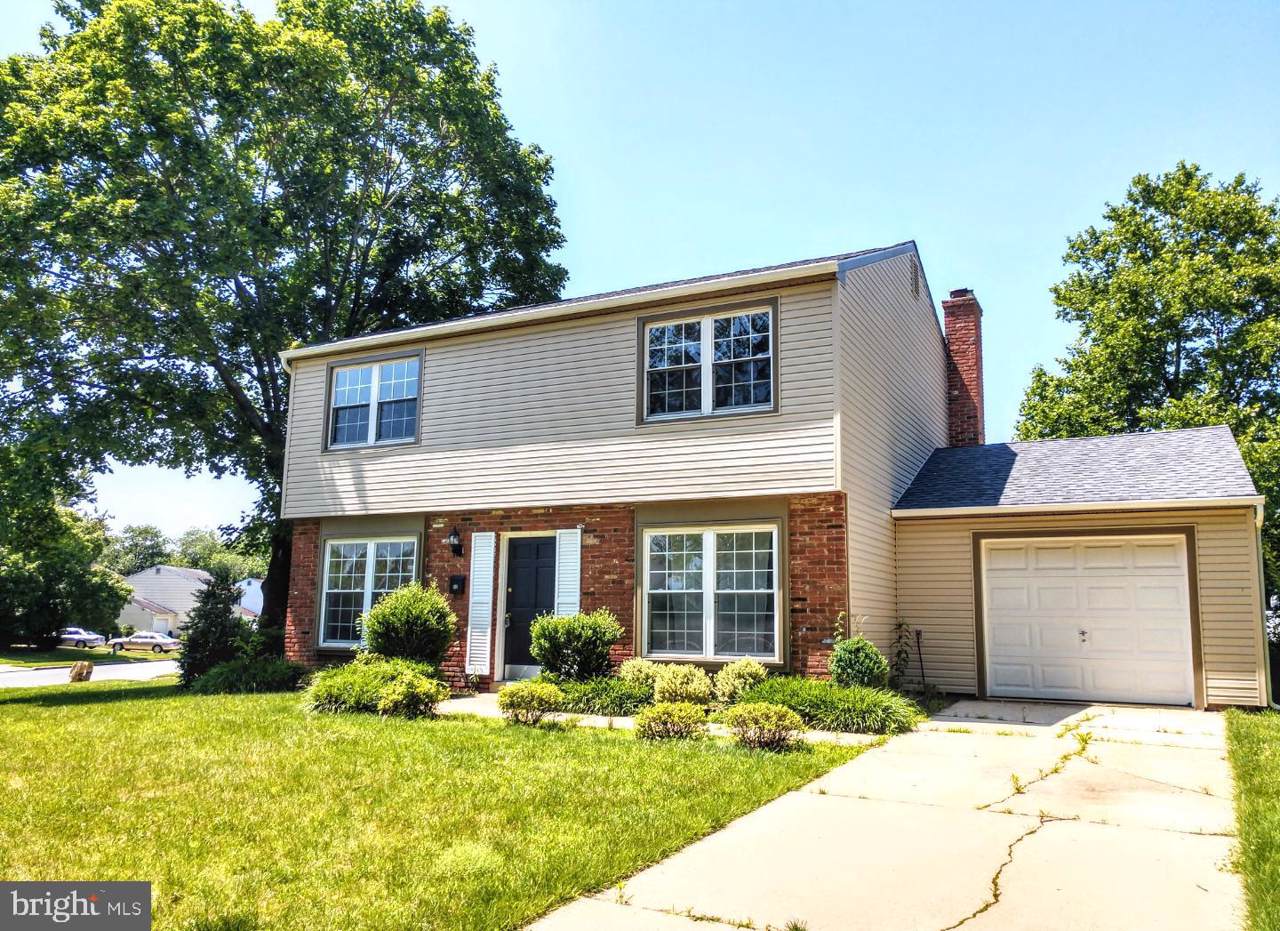 8 Sumter Court - Photo 1