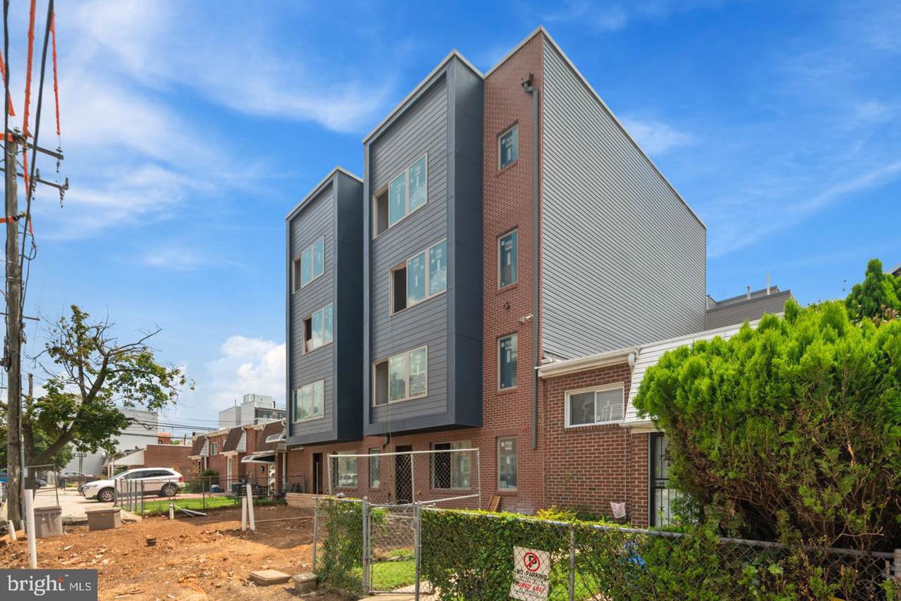 2006 Brown Street - Photo 1
