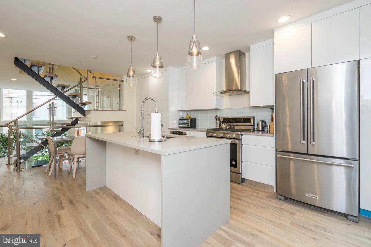 1745 Waterloo Street - Photo 1
