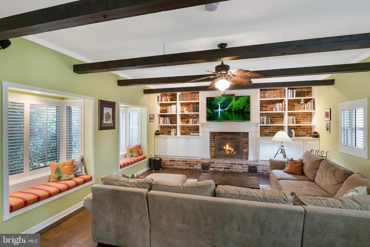 2702 Judson Place - Photo 1