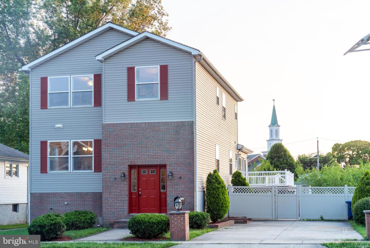 12 Cherry Avenue - Photo 1
