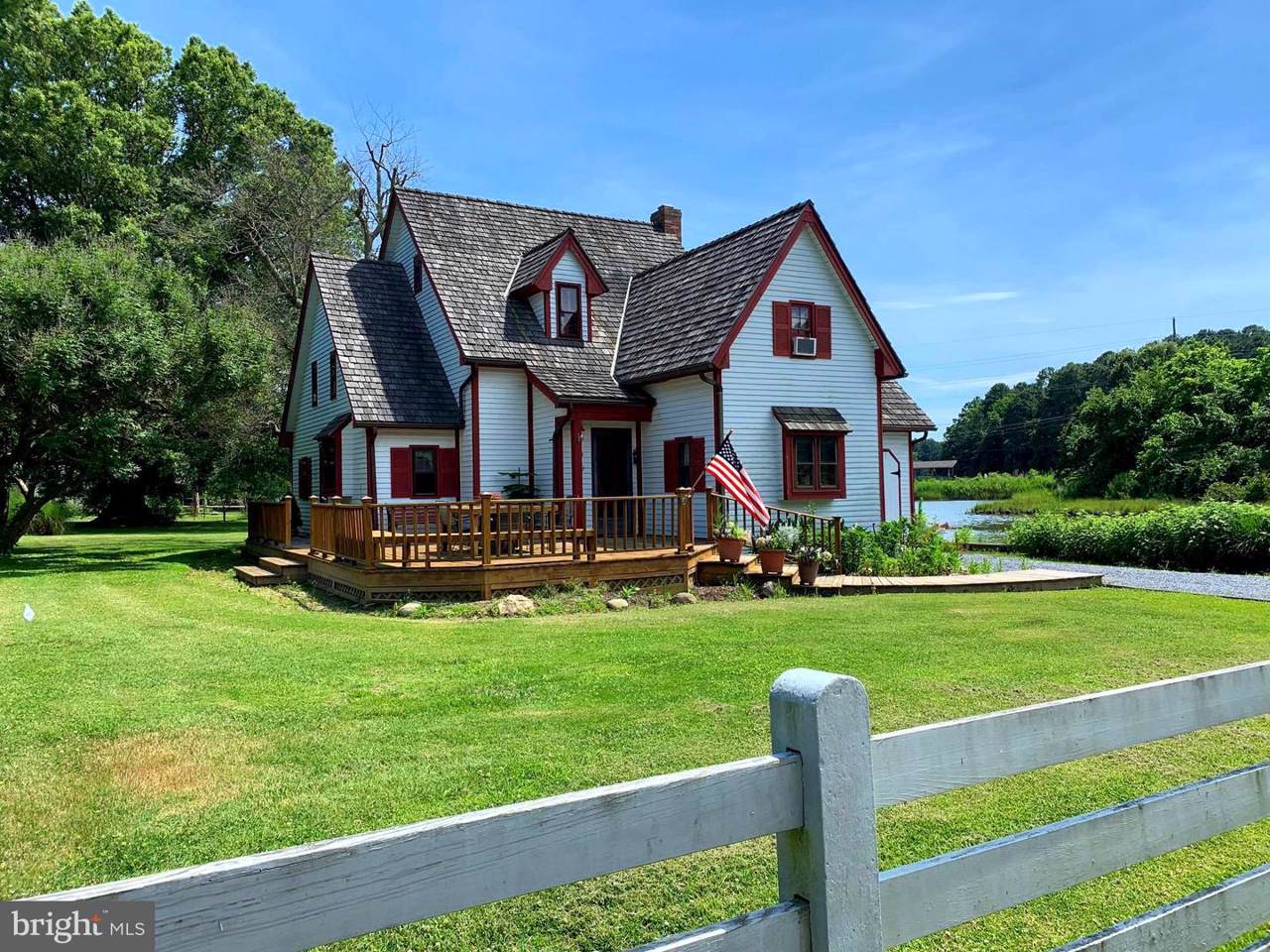 124 Grace Street - Photo 1