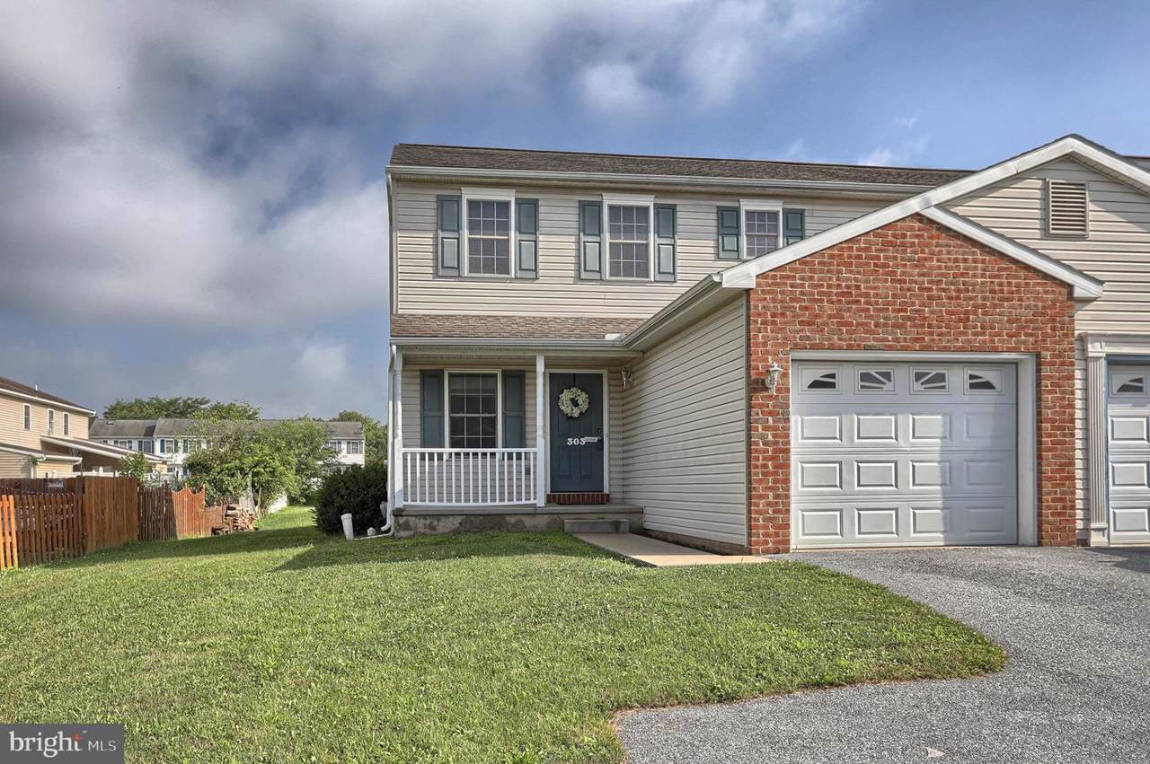 303 Lighthouse Drive - Photo 1
